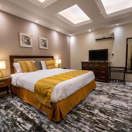 Golden Rose Hotel 吉赞 外观 照片