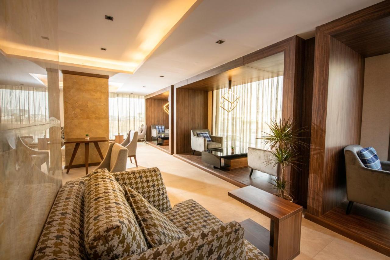 Golden Rose Hotel 吉赞 外观 照片