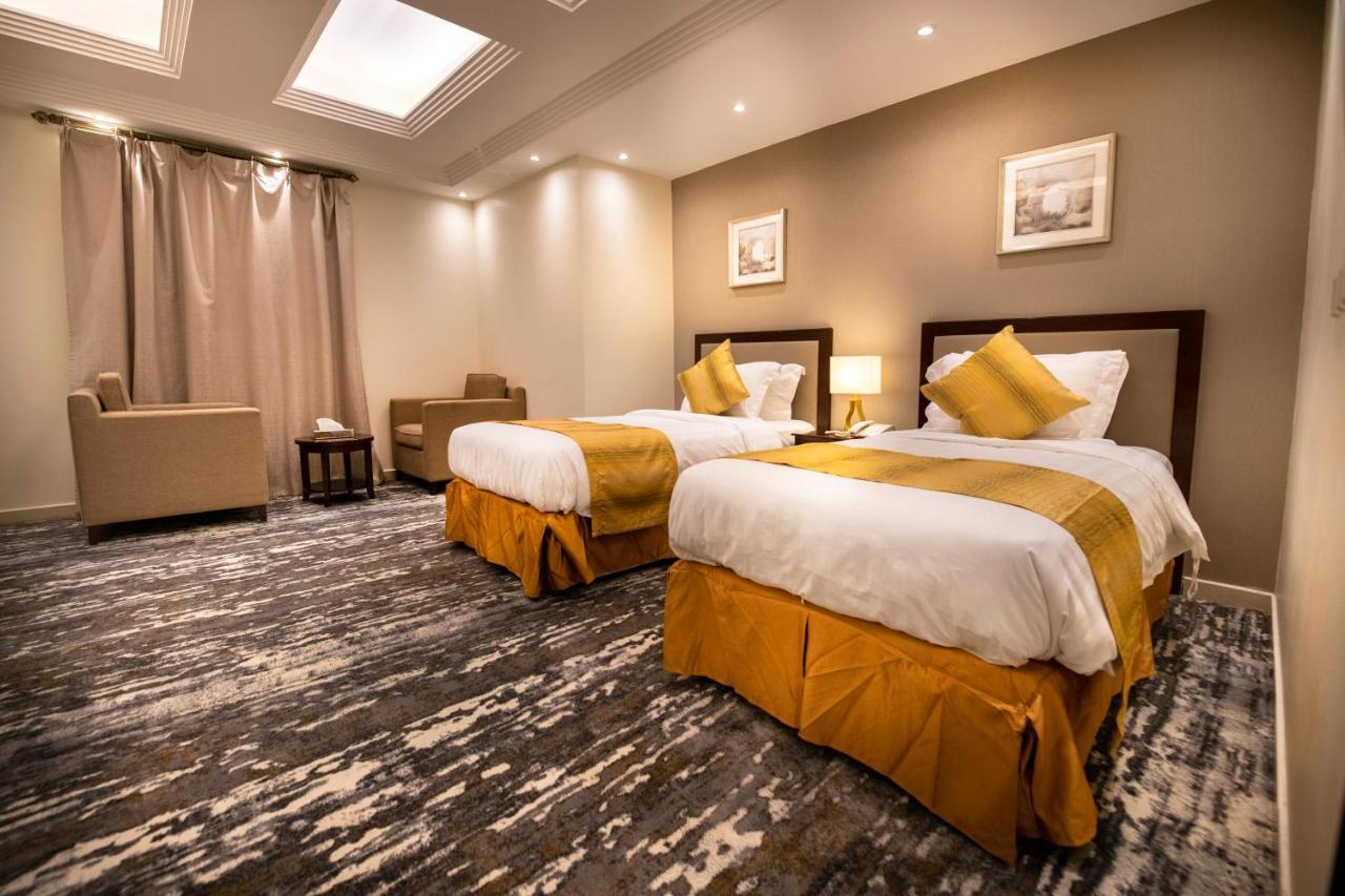 Golden Rose Hotel 吉赞 外观 照片