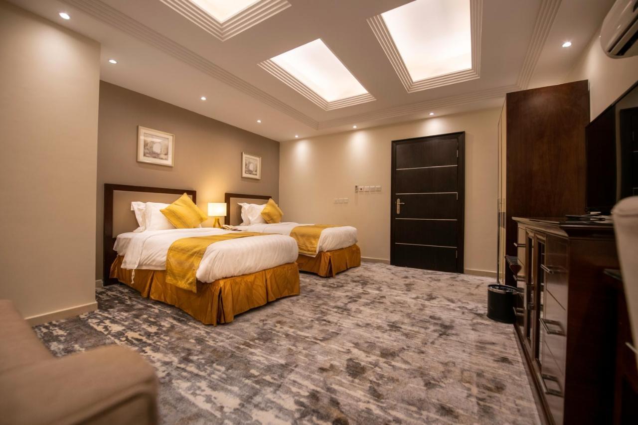 Golden Rose Hotel 吉赞 外观 照片