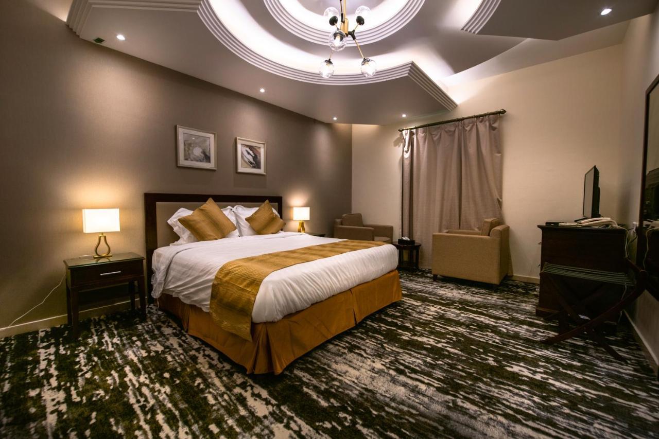 Golden Rose Hotel 吉赞 外观 照片